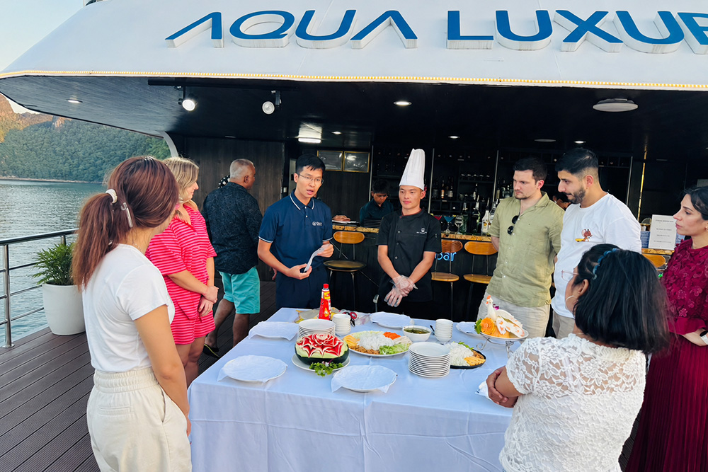 Cooking Class - A taste of Vietnam on the bay